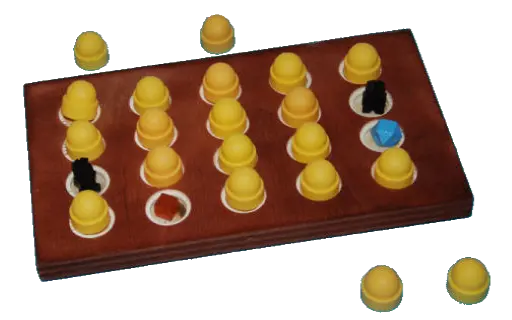 3-D Gedächnis-Spiel mit 20 Feldern, 2x10 Figuren und 20 Hütchen, dunkel